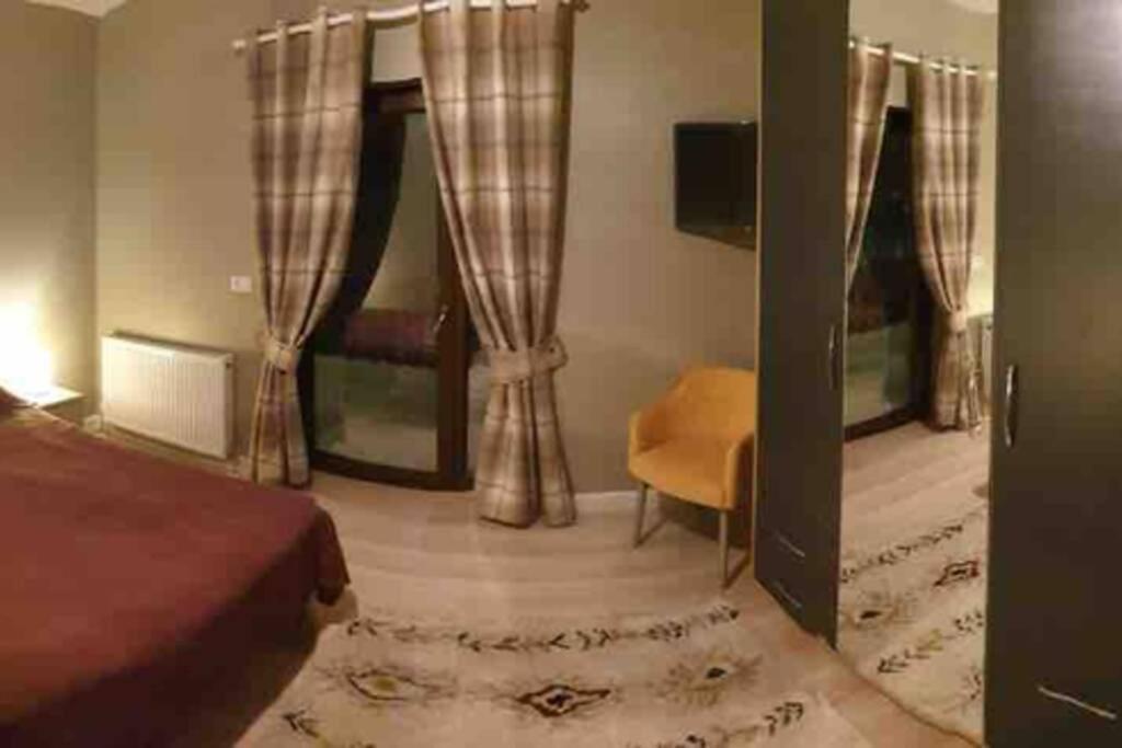 Casa Andreea. Cheerful 4-Bedroom Villa Bod Bagian luar foto