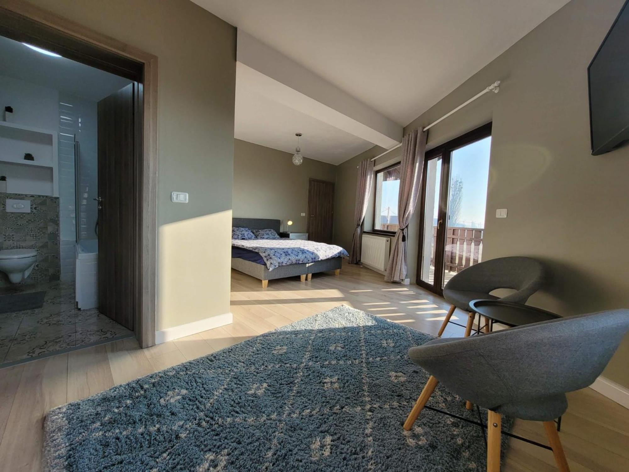 Casa Andreea. Cheerful 4-Bedroom Villa Bod Bagian luar foto